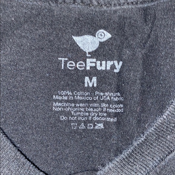 Men’s Batman Tee - Picture 3 of 3